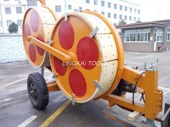 Sprzęt do naciągania hydraulicznych lin stalowych z nylonowym kołem MC
