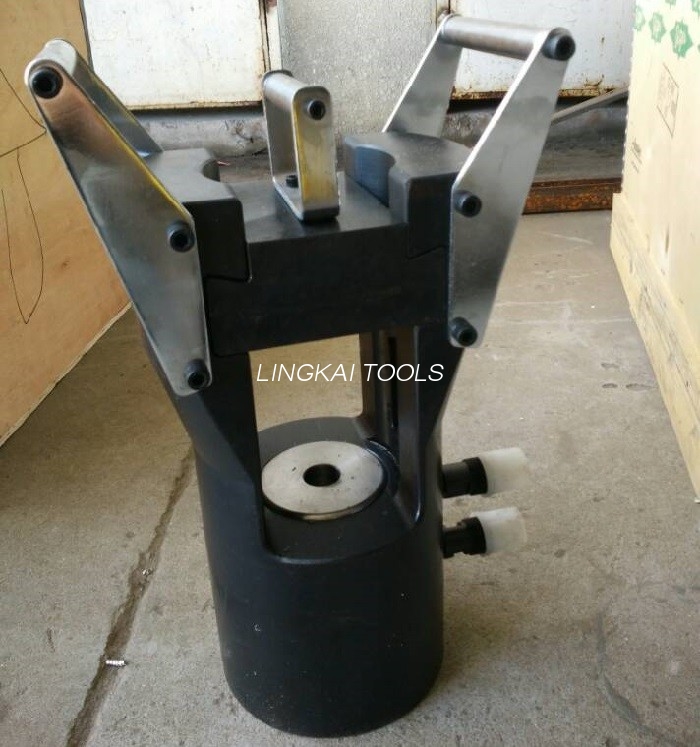 Sprężarka hydrauliczna 1250KN z liną stalową o skoku 24 mm do zaciskania końcówek 14-76 mm